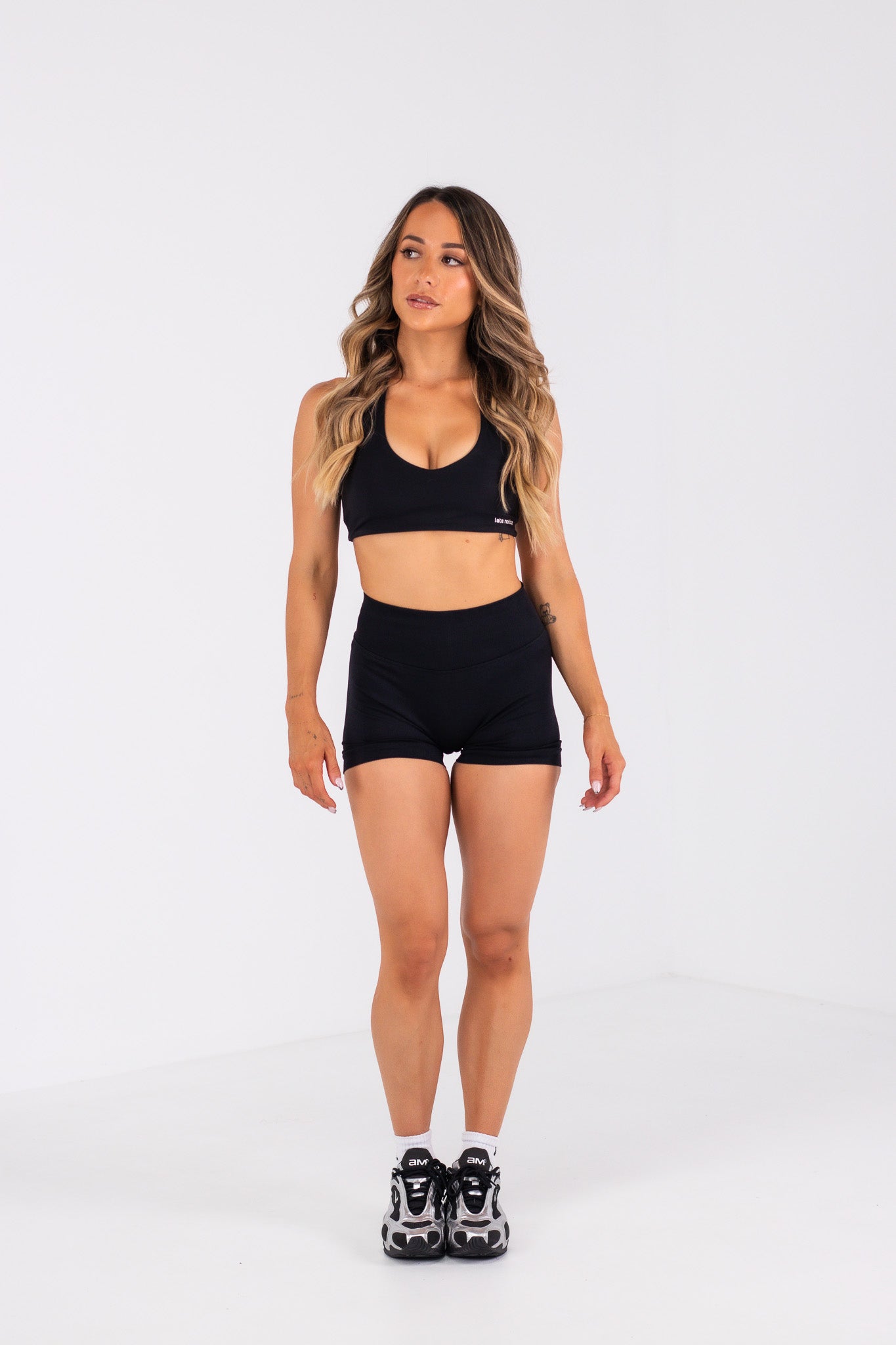 Black Out Scrunch Shorts